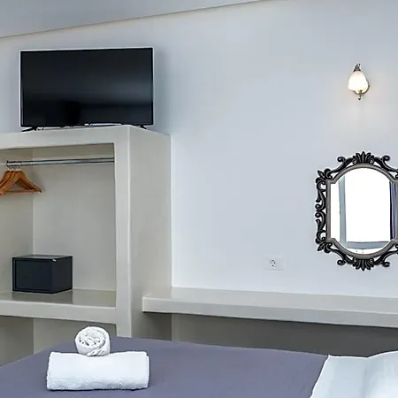 Hotel Iliada-odysseas Santorini Island